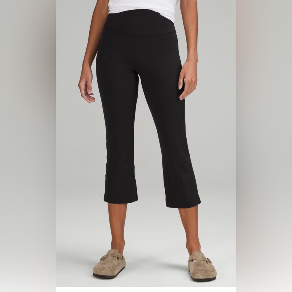 Lululemon Reversible Wide-Leg Women's Black Cropped Leggings